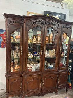 Cabinet w glass