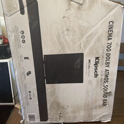 Cinema 700 Dolby Atmos Sound Bar 