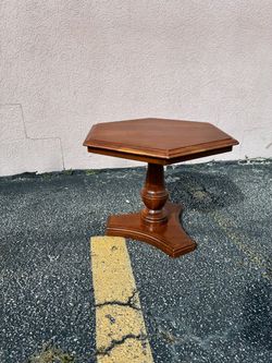 Ethan Allen Hexagon End Table Side Table Wood