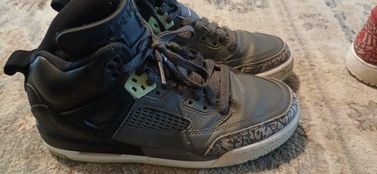 Jordans 5.5y 535712-015 Grey Black