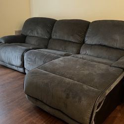 Grey Reclining Sectional Couch - Power Automated