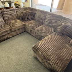 Teddy Bear Fabric Sleeper Sectional With Storage 