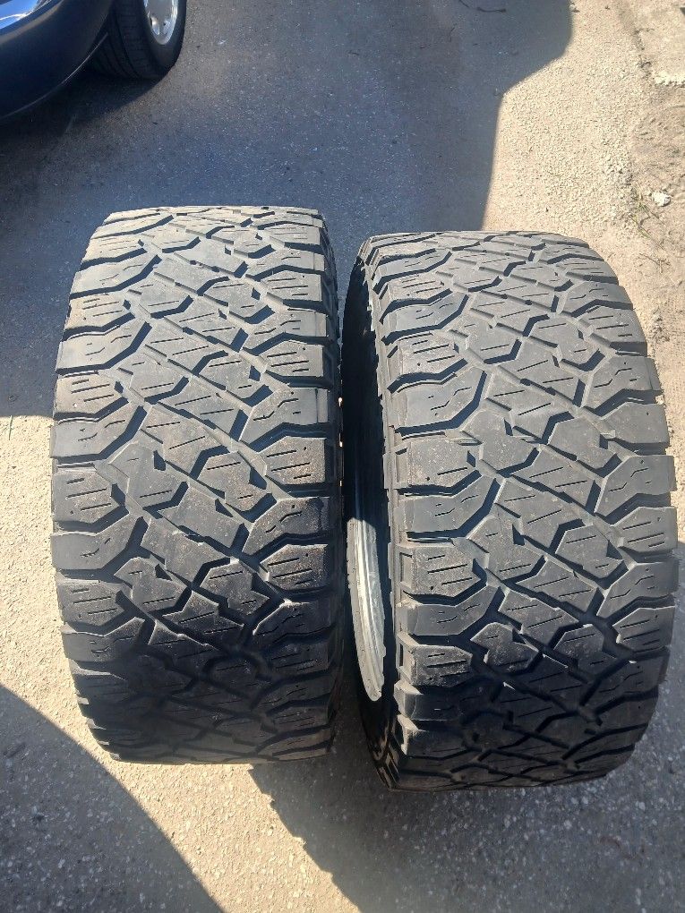 33x12.50R20 Klever RT Tires (2)
