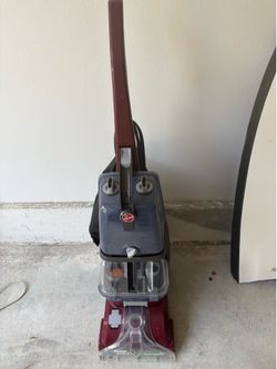 Vacuum carpet cleaner