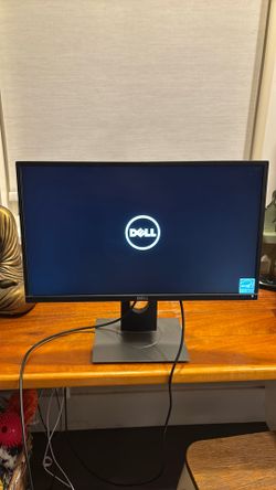 24 IN Dell Adjustable Monitor (Horizontal And Vertical)