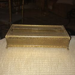 Hollywood regency guild metal tissue box