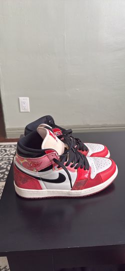 Air Jordan 1s Spidermans 2.0
