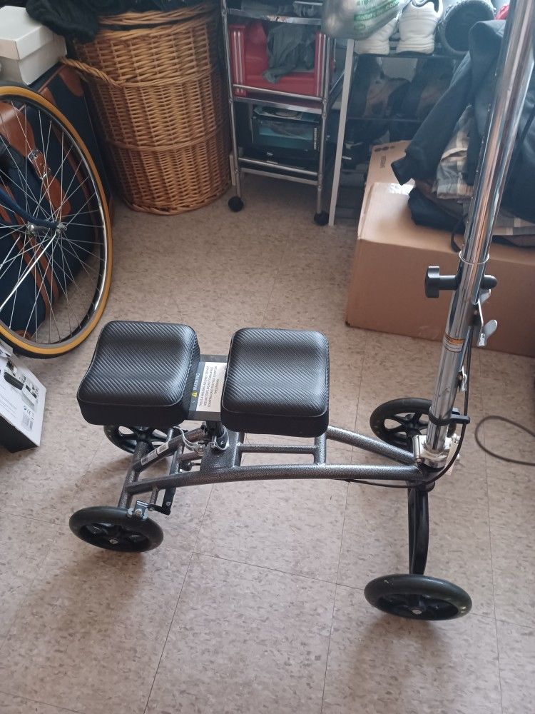Knee Scooter Like New, Missing Basket, Making Space In My Room Only Pick Up