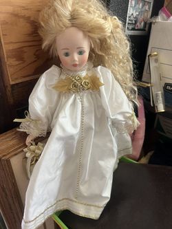 Dolls Dolls