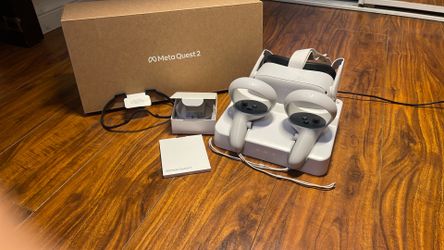 Oculus Quest 2 VR Headset 128GB Bundle