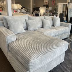 2pc Sectional  Couch Set
