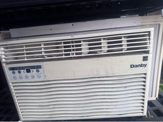 Wall AC unit