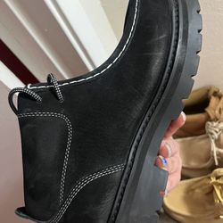Black Lugz Used