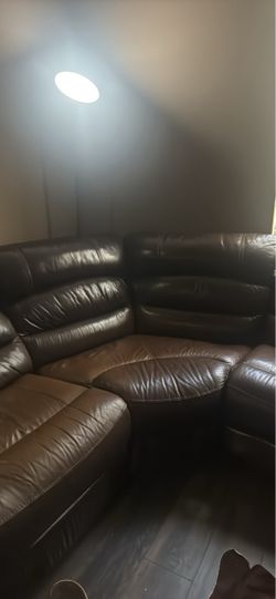 Sectional couch
