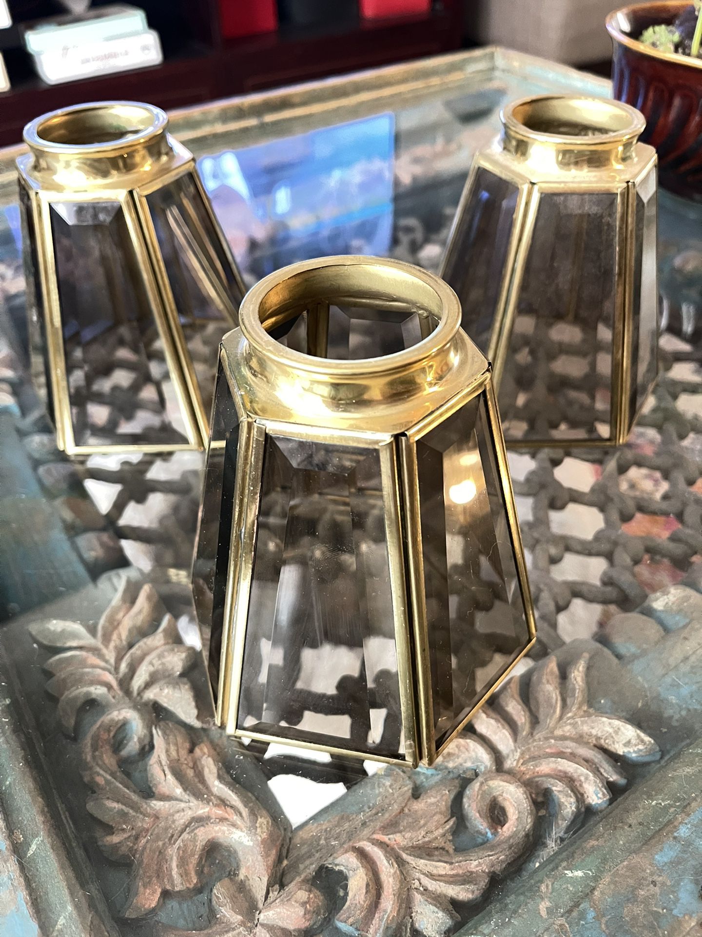 2-1/4” Fitter smoke panel bevel glass shiny brass shade 