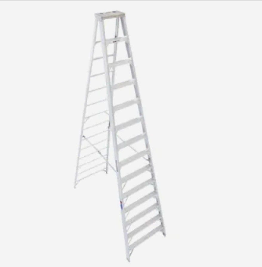 Werner 14' Aluminum Step Ladder