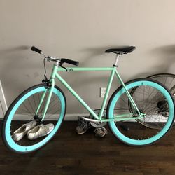 6KU Fixie Bike for Sale in New York NY OfferUp