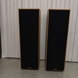 Klipsch Floor Speakers (pair) In Light Wood Finish
