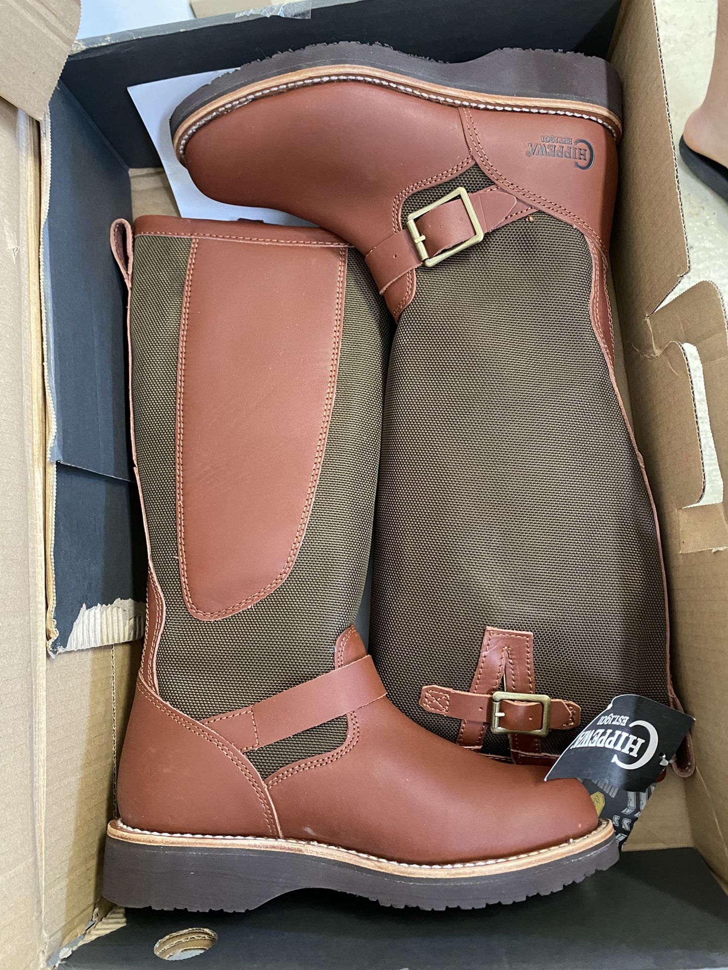 Chippewa Women Boots Size 7 M