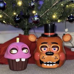 AMC Five Nights At Freddys 2 Freddy Head Popcorn Bucket & Cupcake Sipper
