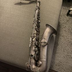 Vintage 1928 Martin Handcraft Tenor Silver - plays Perfectly!!  