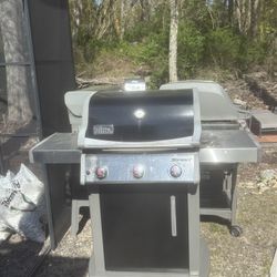Weber Spirit E-310 