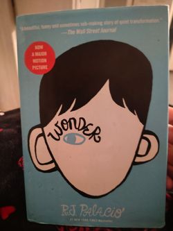 Wonder by R.J. Palacio Paperback Book