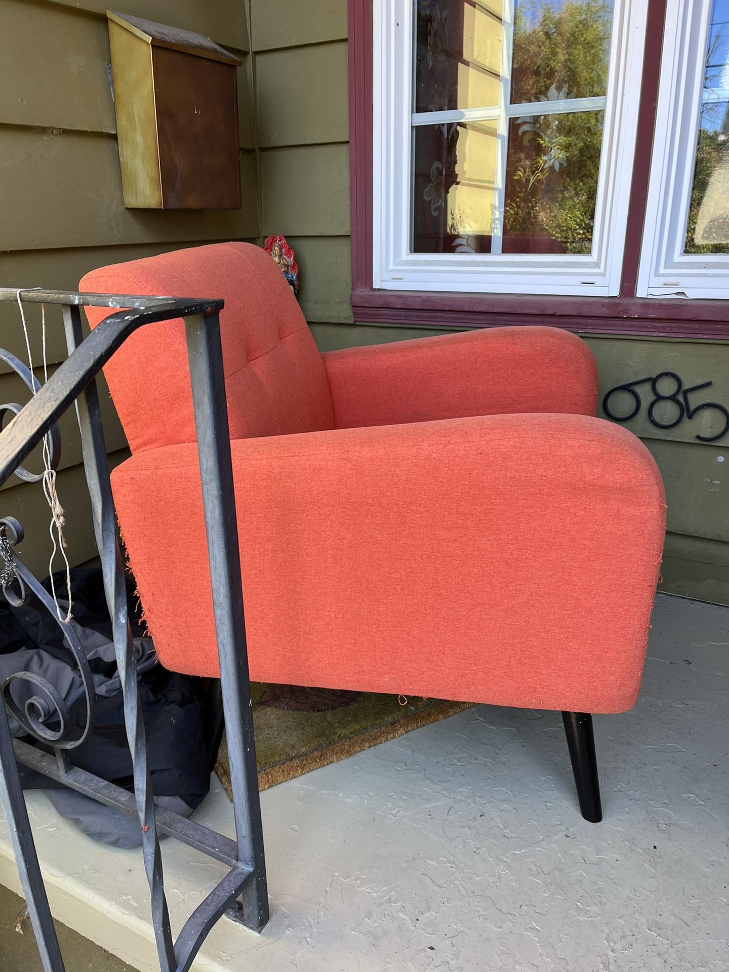 FREE Retro 1960’s Chair