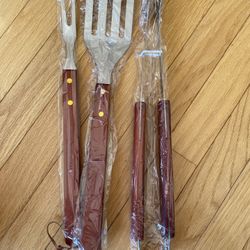 New**.  Grilling tool set with towel