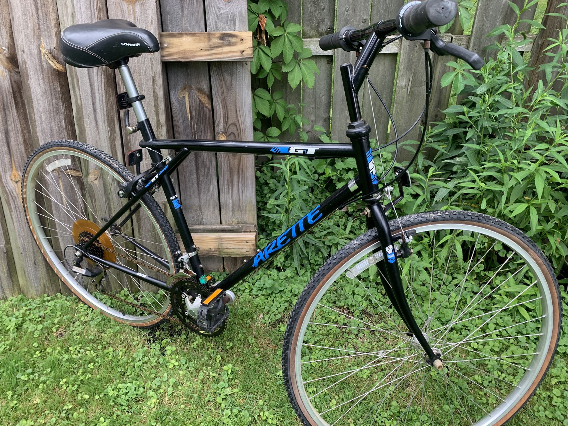 GT ARETTE MENS MOUNTAIN HYBRID BIKE $130