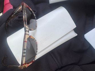 Burberry sunglasses