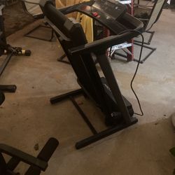 Pro-form CC300 Treadmill