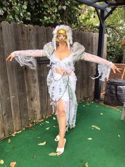 Marie Antoinette Halloween Costume