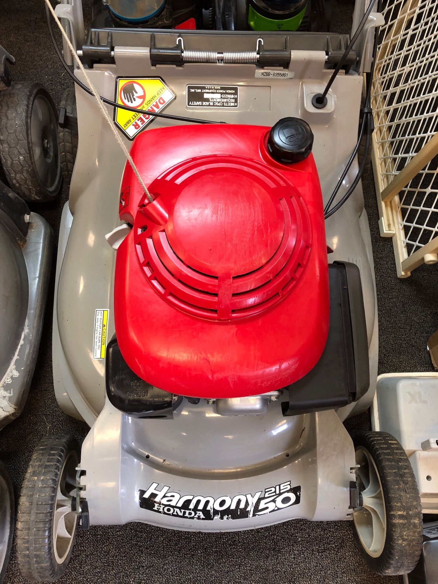 Honda Harmony 215 5.0 Self Propelled Lawn Mower