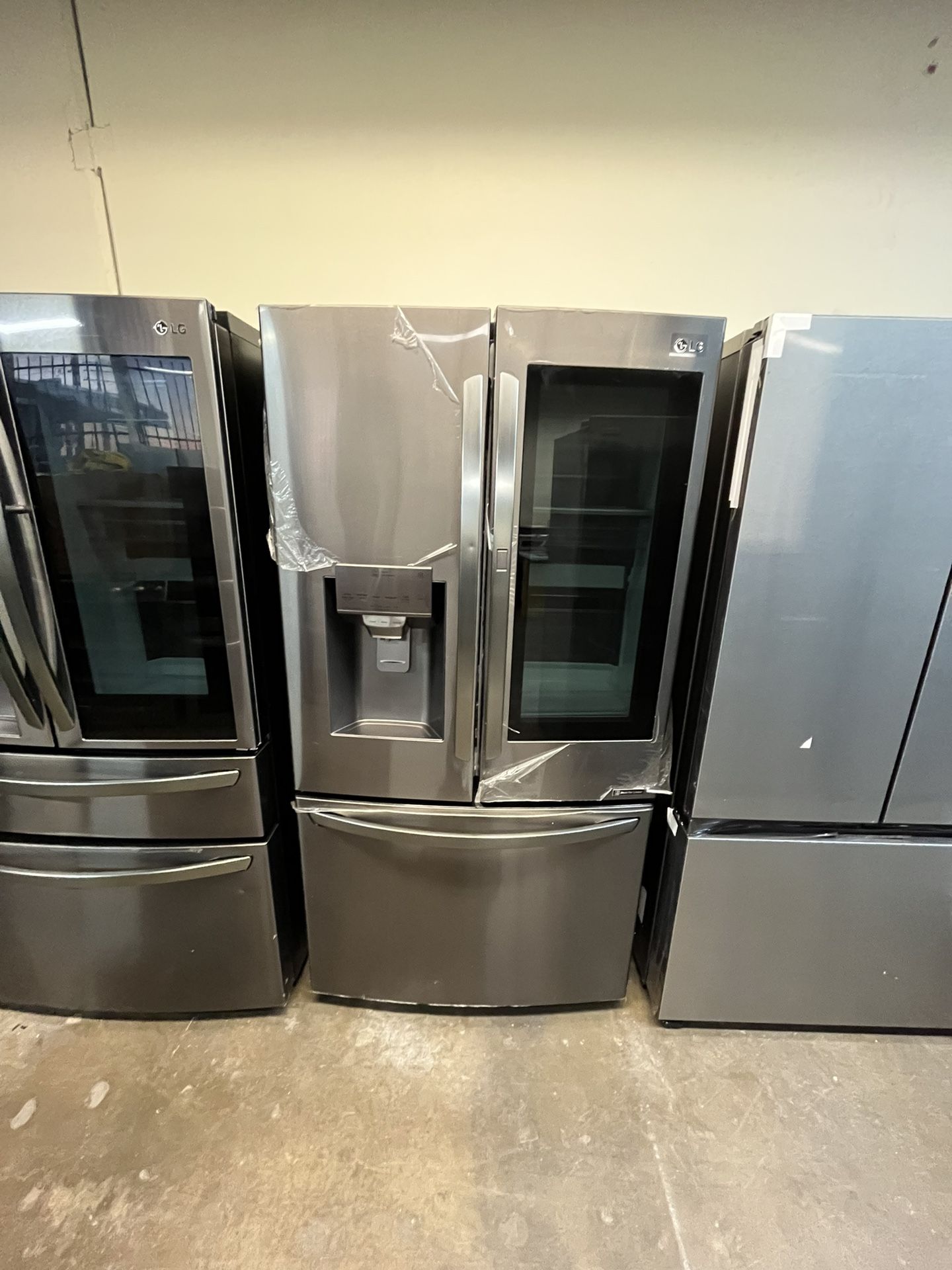 LG SMART CONNECT KNOCK KNOCK COUNTER DEPTH REFRIGERATOR Home & Garden