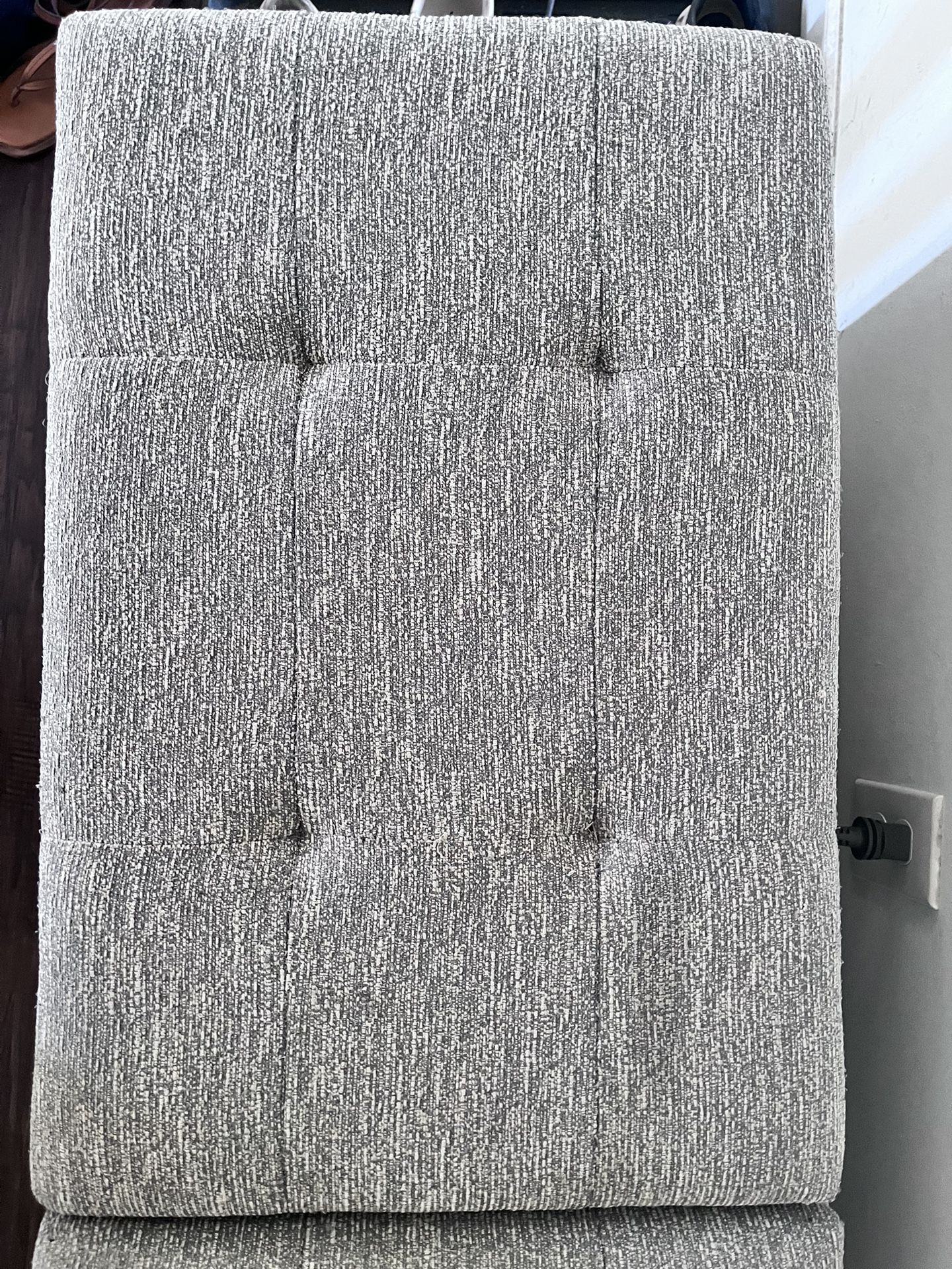 Ottoman - Light Grey/Beige 