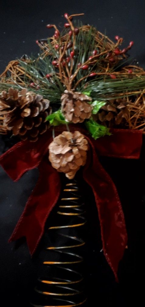 CHRISTMAS TREE TOPPER