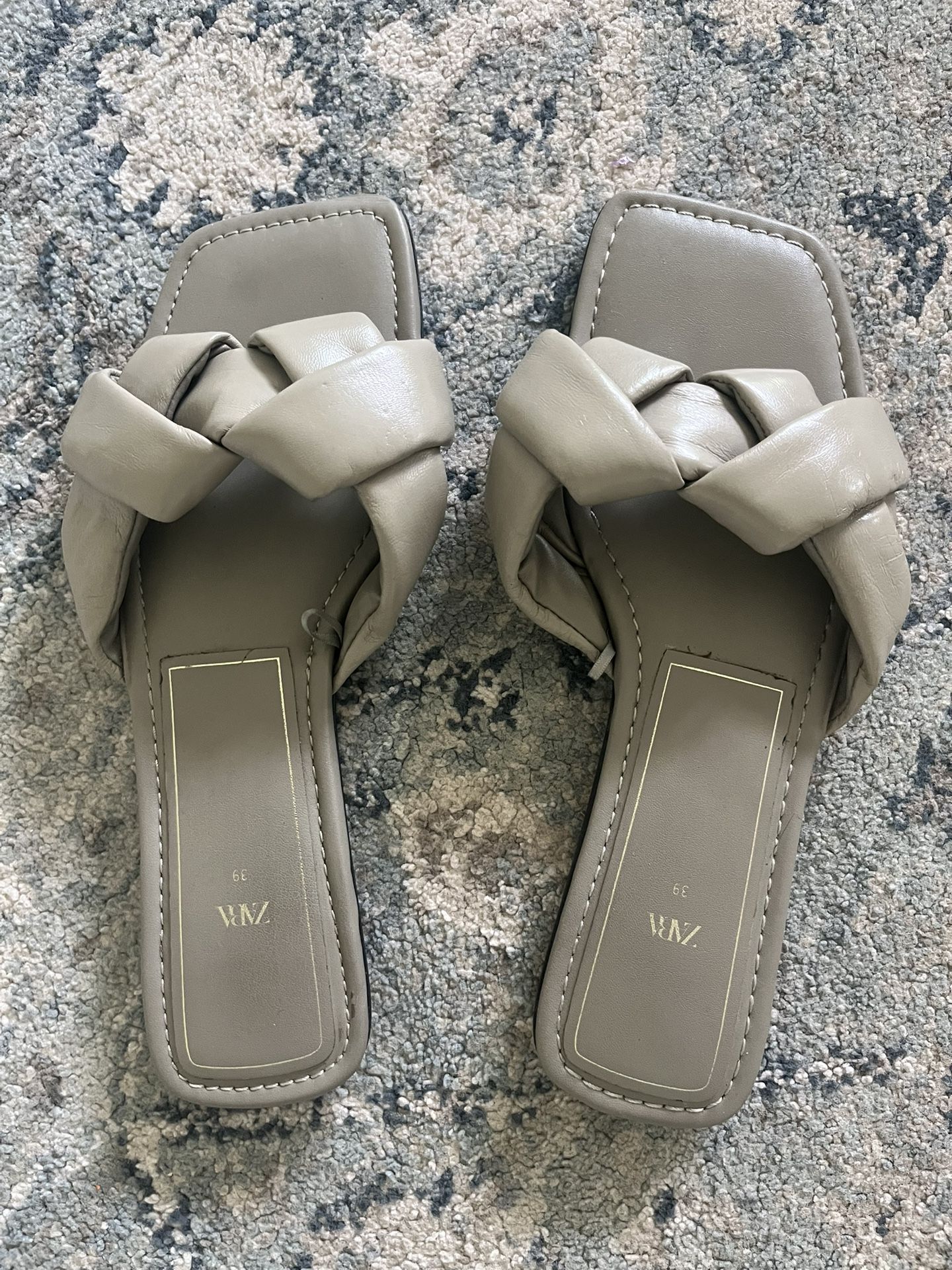 Zara Leather Slippers Size 39