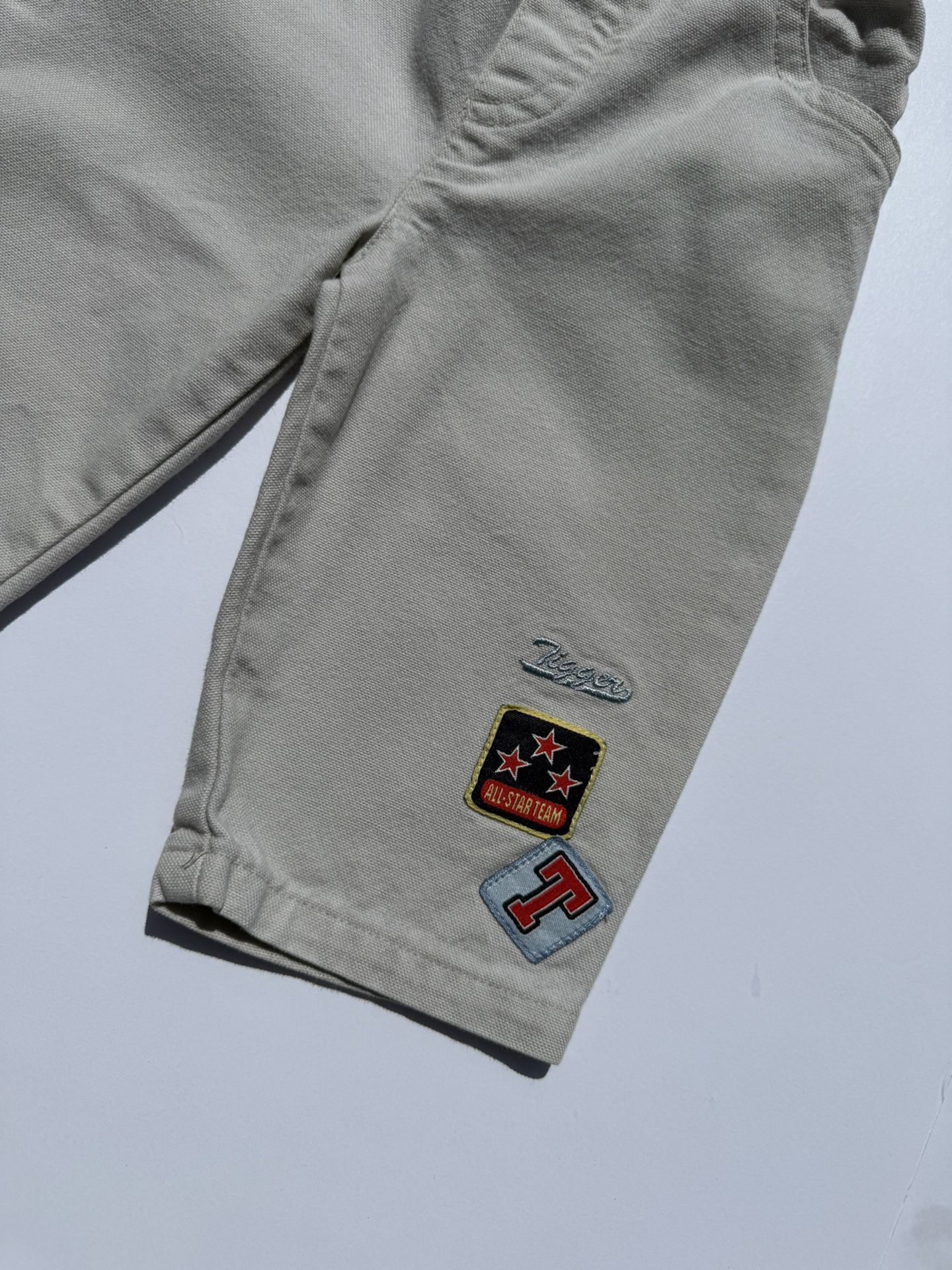 tigger pants on winnie the pooh tag