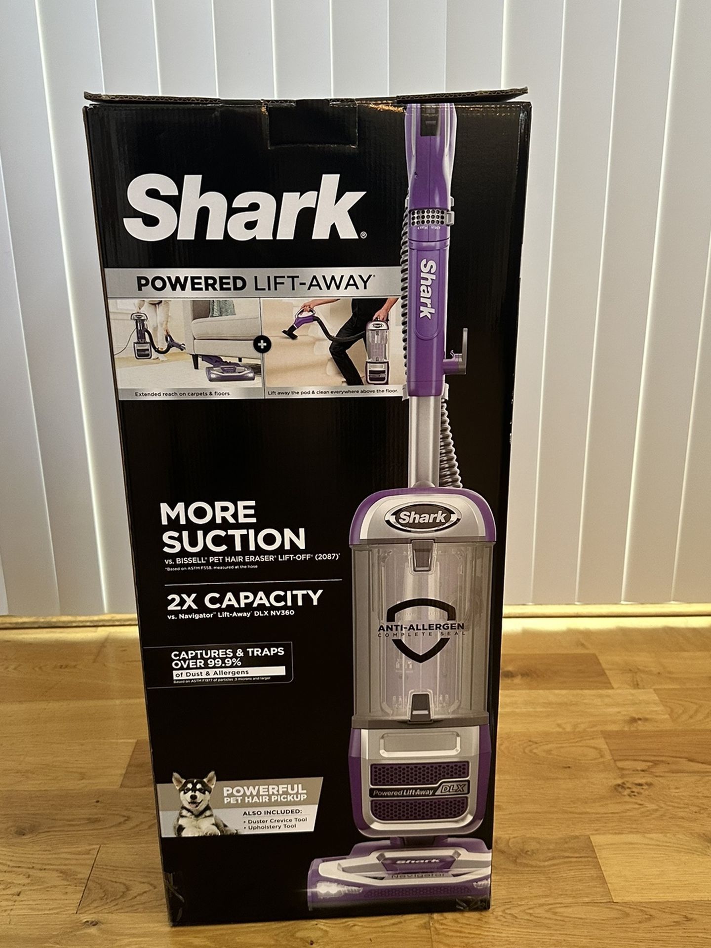 Shark Powered Lift-Away DLX (never opened) 