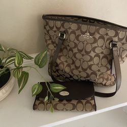 Coach Purse  and  Wallet  Original 