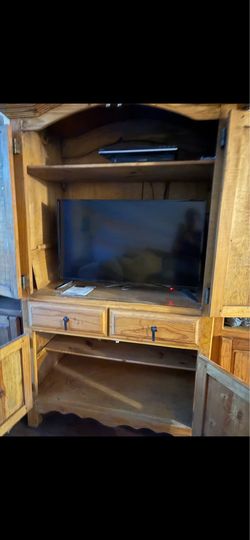 Free wood wall unit