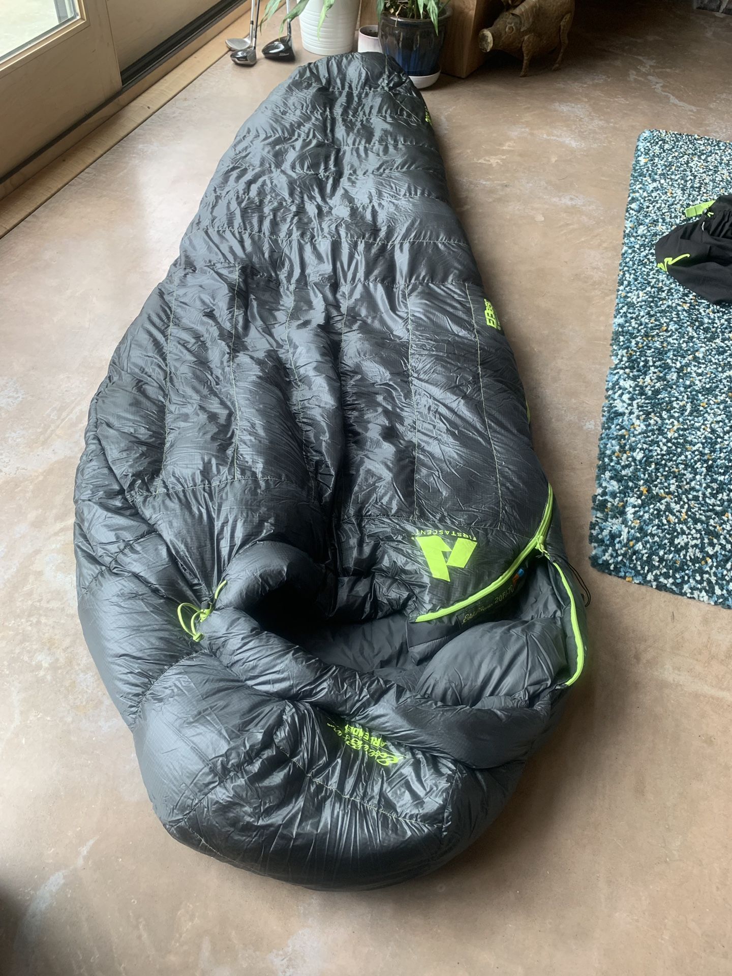 New Down Eddie Bauer Sleeping Bag/Pad for Sale in Bonney Lake, WA OfferUp