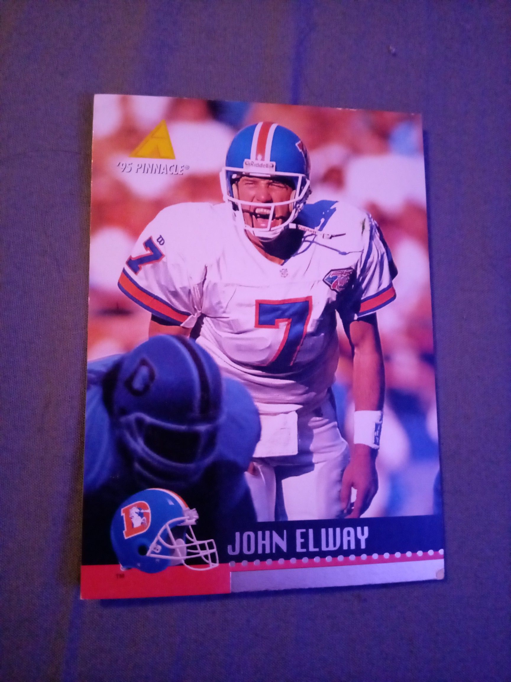 John Elway #7 Denver Broncos 1995 Pinnacle's Card # DC 7