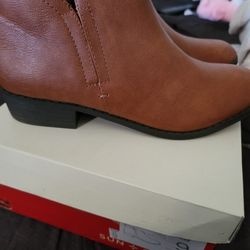 Womens Boots 
