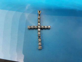 Religious Pendant - Yellow Gold 10k (.417) 2.7 grams