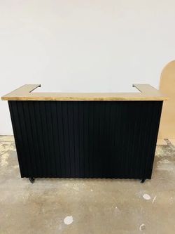 The Union U-Shaped Bar
