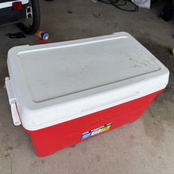 Igloo Cooler! Like New