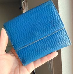 Louis Vuitton Epi Leather Compact Wallet w/COA