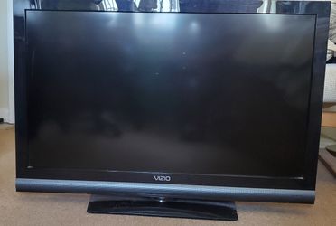 37" Vizio HDTV, Model E371VL